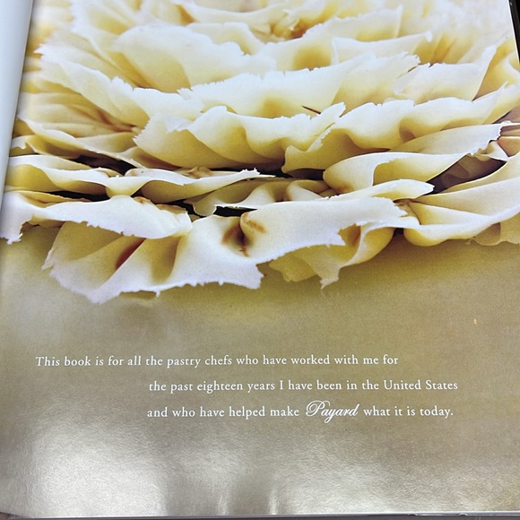 Chocolate & Pastry Cookbook - Picture 7 of 9